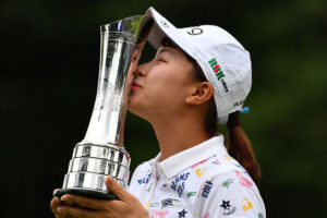 渋野日向子がメジャー初制覇!スタイルや家族と彼氏が気になる!